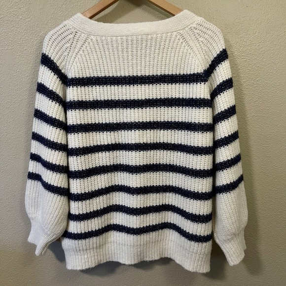 Marea Knit V Neck Cardigan Striped Ivory Navy Chunky‎ Nordic Cabin Size XL - Picture 3 of 9
